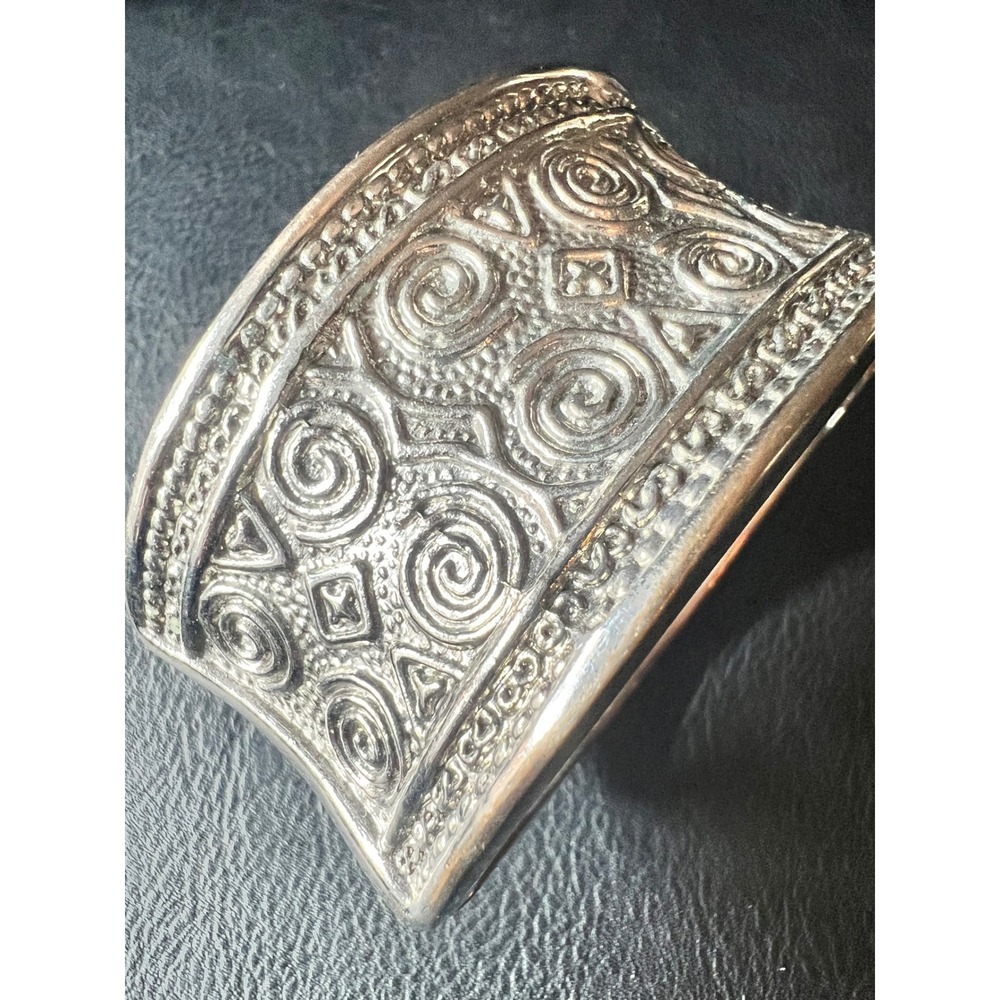Vintage Silver Tone Heavy Ornate Spiral‎ Hinge Cuff Bracelet Size 7 Ethno-chic